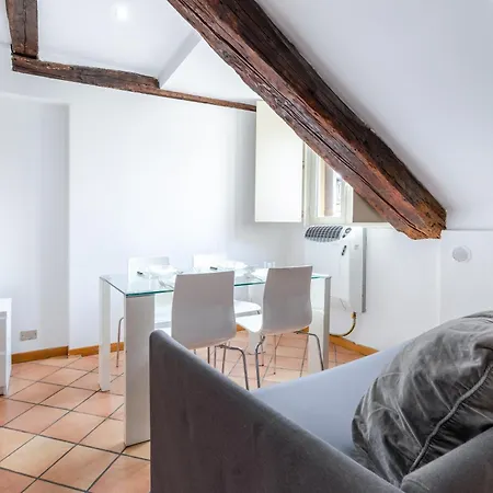 Apartment Hostdomus - Mille Turin