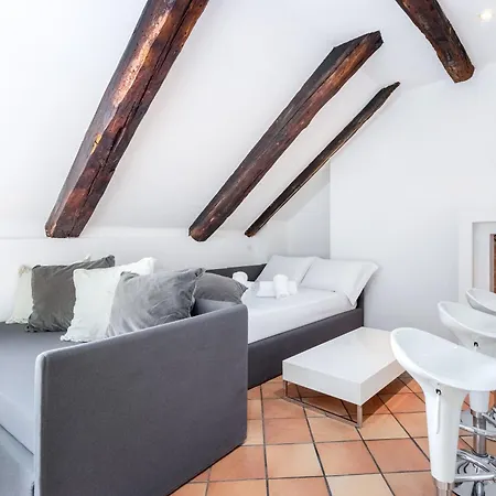 Hostdomus - Mille Appartement *